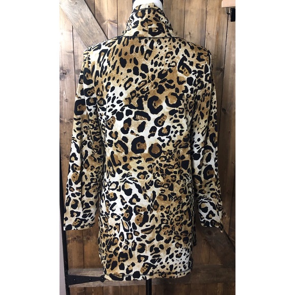 Susan Graver Weekend Print French Terry Tunic - Picture 3 of 5